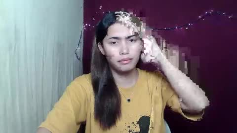 YELLA online show from 11/22/25, 11:31