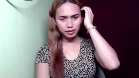 YELLA online show from 04/02/26, 09:40