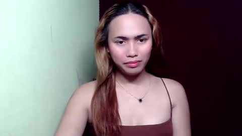 YELLA online show from 04/22/26, 09:11