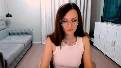 Izza online show from 12/29/24, 03:24