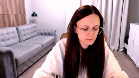 Izza online show from 02/27/25, 02:10