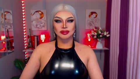 Snapshot of amazingfatcock_ts chatting on 01/07/25, 10:32 MISS JAZMINE QUEEN OF HELLFIRE online show from 01/07/25, 10:32