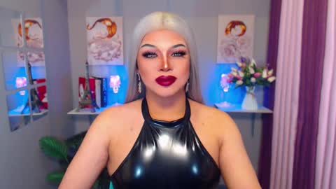 Snapshot of amazingfatcock_ts chatting on 01/09/25, 10:41 MISS JAZMINE QUEEN OF HELLFIRE online show from 01/09/25, 10:41