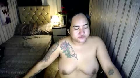 Snapshot of amazingkatrinats chatting on 03/27/26, 05:01 amazingkatrinats online show from 03/27/26, 05:01