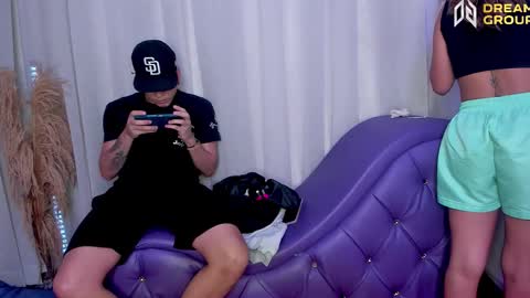 Snapshot of amazingpartys_07 chatting on 10/20/25, 07:36 3some HORNY KIMGOOD GIRL LOOKING TO EXPERIENCE ALL KINDS OF SHOW online show from 10/20/25, 07:36