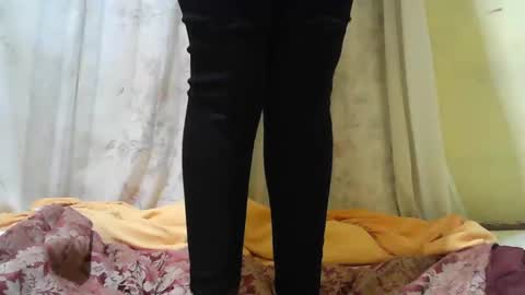 amazon_girl03 online show from 02/14/25, 06:12