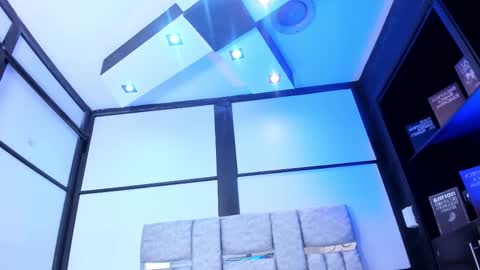 Snapshot of ambarbrown_ chatting on 02/16/26, 08:38 Ambar online show from 02/16/26, 08:38