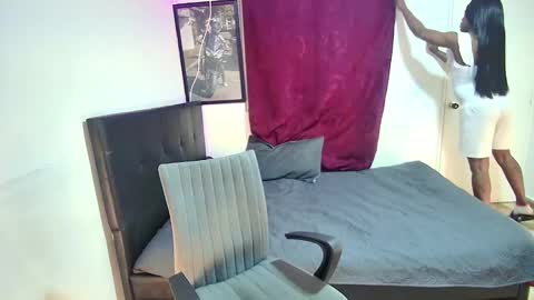 ambargil__ online show from 02/28/25, 11:58