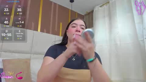 AmbarGills online show from 04/11/26, 01:15