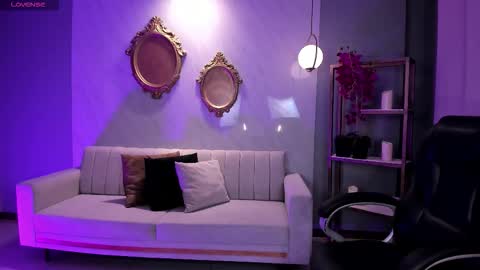 Ambar  online show from 10/25/25, 11:40