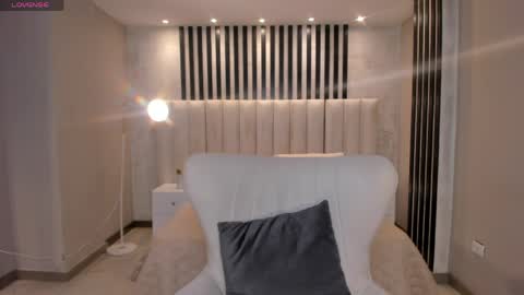 Ambar  online show from 04/22/26, 11:01