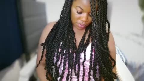 Amoya online show from 04/18/26, 04:49