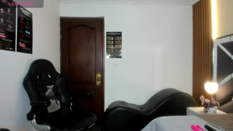 Ambar Ross online show from 04/21/26, 02:12