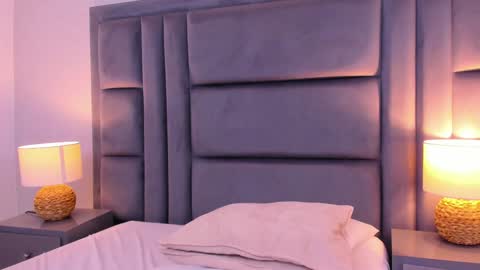 Snapshot of ambarsantany chatting on 12/27/24, 02:47 AmbarSantany online show from 12/27/24, 02:47