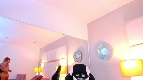 Snapshot of ambarsantany chatting on 02/03/25, 11:47 AmbarSantany online show from 02/03/25, 11:47