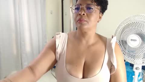  Amber Sofhia  online show from 02/06/25, 08:56