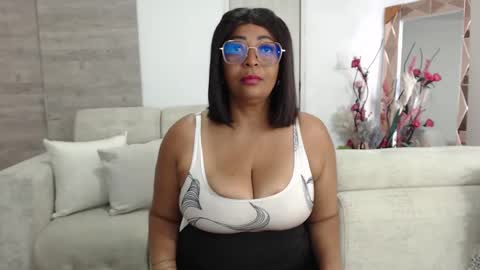  Amber Sofhia  online show from 11/22/25, 09:25