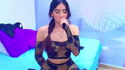 ambel_rose online show from 05/20/26, 10:38