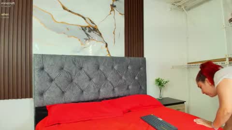 amber__lee01 online show from 06/09/26, 12:39