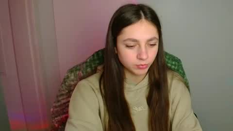 Snapshot of amber__r chatting on 02/03/26, 08:30 Amber online show from 02/03/26, 08:30