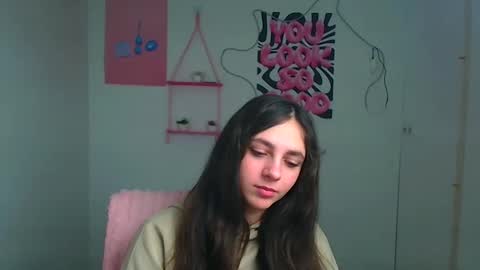 Snapshot of amber__r chatting on 02/23/26, 06:44 Amber online show from 02/23/26, 06:44