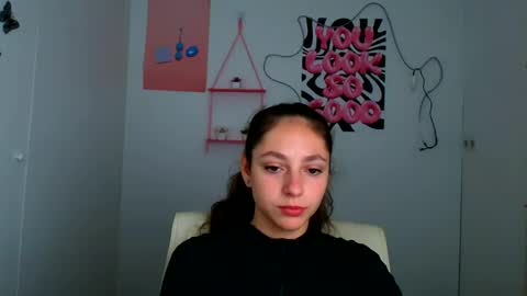 Snapshot of amber__r chatting on 07/07/26, 05:32 Amber online show from 07/07/26, 05:32