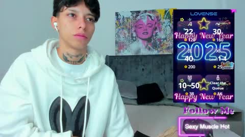 Snapshot of amber_adams_ chatting on 01/08/25, 01:20 Amber online show from 01/08/25, 01:20