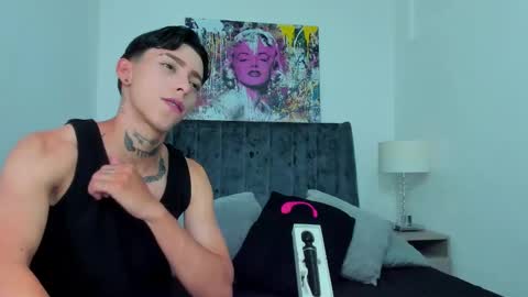 Snapshot of amber_adams_ chatting on 01/30/25, 01:53 Amber online show from 01/30/25, 01:53