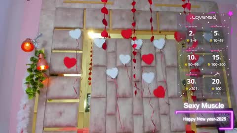 Snapshot of amber_adams_ chatting on 02/17/25, 08:15 Amber online show from 02/17/25, 08:15