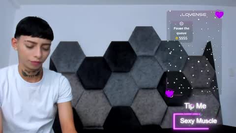 Snapshot of amber_adams_ chatting on 03/07/25, 04:22 Amber online show from 03/07/25, 04:22