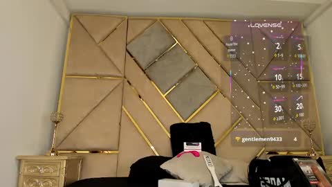 Snapshot of amber_adams_ chatting on 09/16/25, 05:14 Amber online show from 09/16/25, 05:14