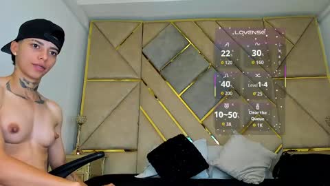 Snapshot of amber_adams_ chatting on 10/02/25, 02:02 Amber online show from 10/02/25, 02:02