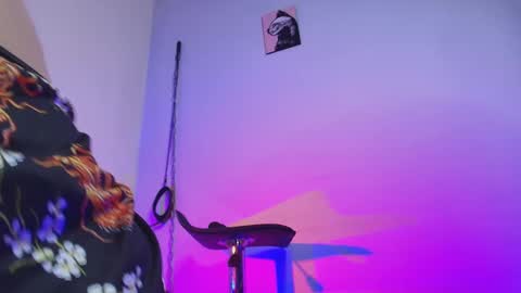 amber_blair online show from 11/04/25, 09:14