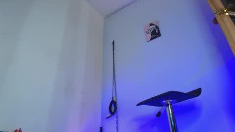 amber_blair online show from 11/21/25, 08:40