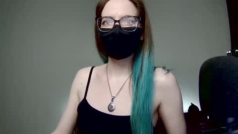 Snapshot of amber_candyfloss chatting on 02/03/25, 03:09 Amber non-nude model online show from 02/03/25, 03:09