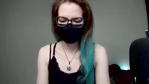 Snapshot of amber_candyfloss chatting on 02/10/25, 12:52 Amber non-nude model online show from 02/10/25, 12:52