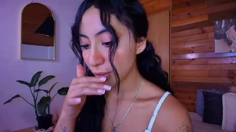 amber_curly online show from 05/08/26, 06:13