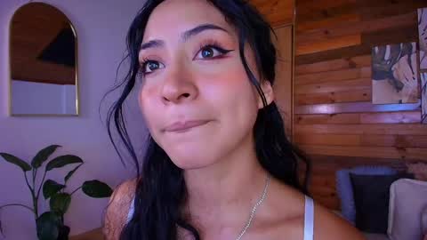 amber_curly online show from 05/26/26, 08:49