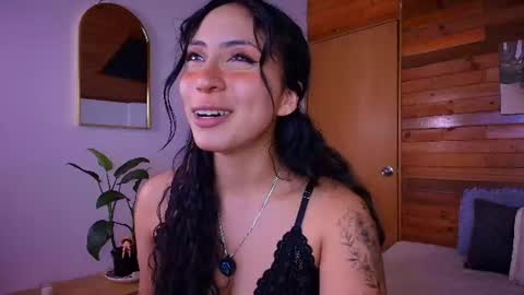 amber_curly online show from 06/24/26, 09:14