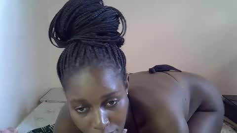 Snapshot of amber_cutie2 chatting on 09/23/25, 07:33 amber_cutie2 online show from 09/23/25, 07:33