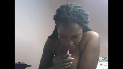 amber_cutie2 online show from 04/13/26, 02:22