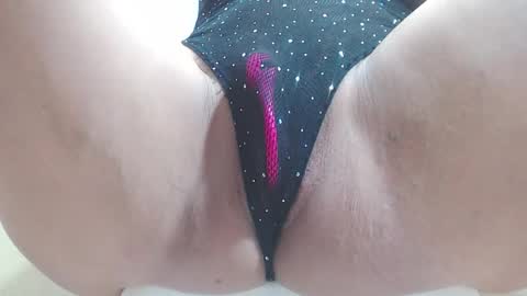 Amber Moore online show from 11/25/25, 01:00