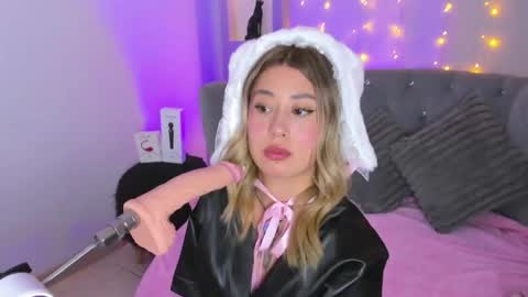 amber_palmer online show from 04/23/26, 08:00