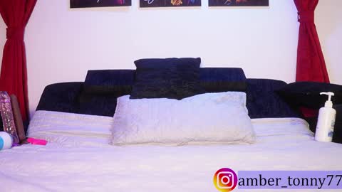     online show from 11/22/25, 09:08