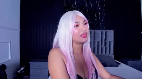 Amber Ashford online show from 09/18/25, 03:30