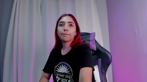 Snapshot of amberbaker21 chatting on 02/07/25, 12:17 Amber Baker online show from 02/07/25, 12:17