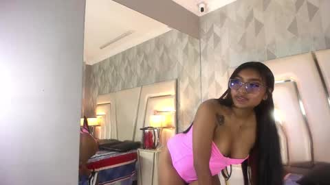 Snapshot of amberblazze chatting on 10/14/25, 12:06 amberblazze online show from 10/14/25, 12:06