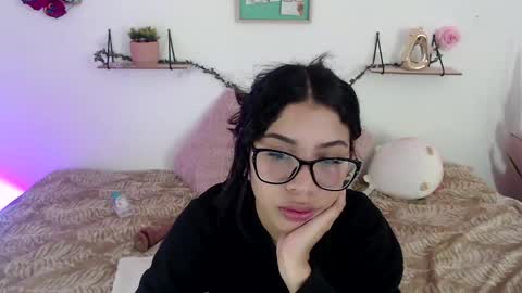 Amber Jeong online show from 01/02/25, 10:44