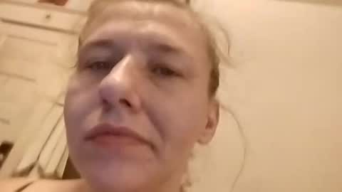 amberjohnson1387 online show from 11/21/25, 08:02