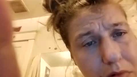 amberjohnson1387 online show from 12/18/25, 01:11